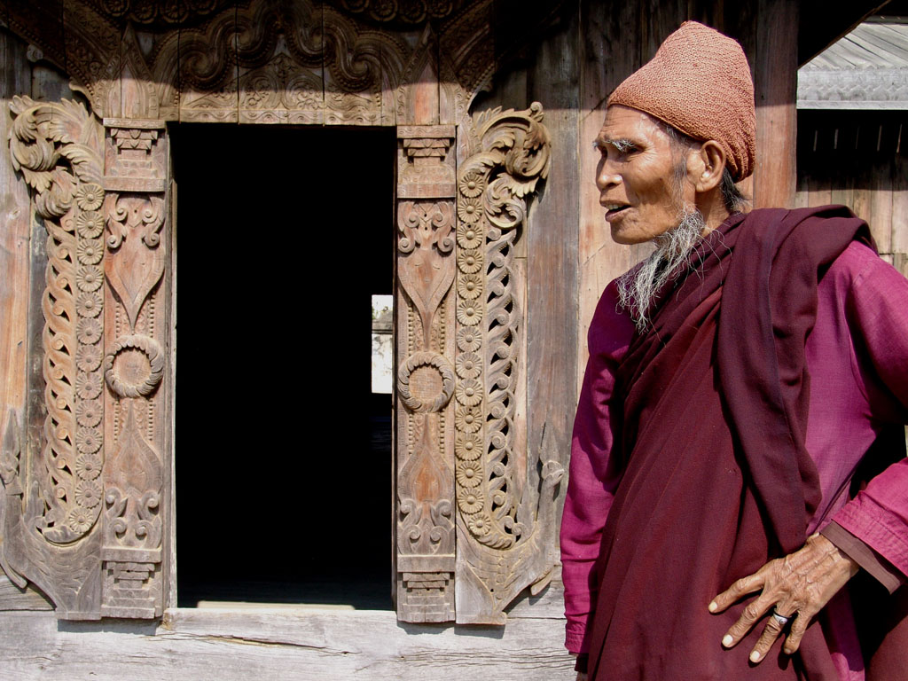 Pakhangyi Monastery