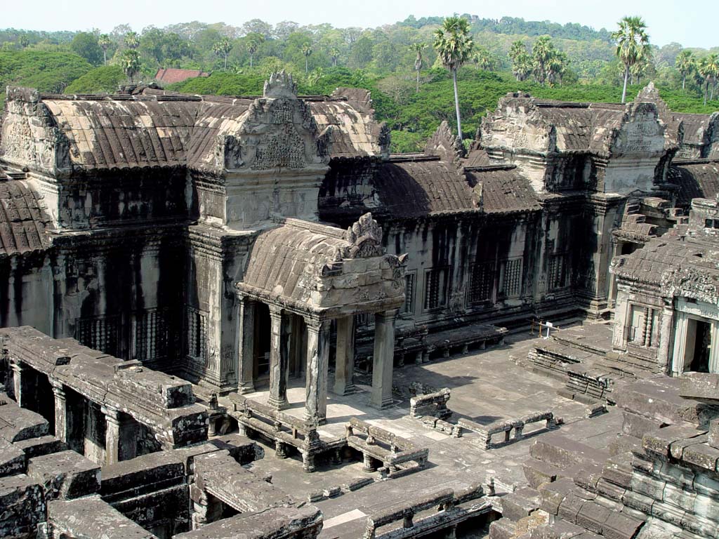 Angkor Vat, 12:30